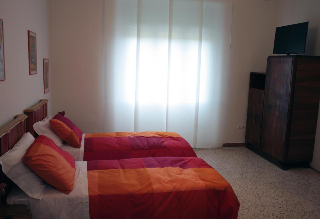 Affittacamere Parco Dei Canape Foligno Kamer foto